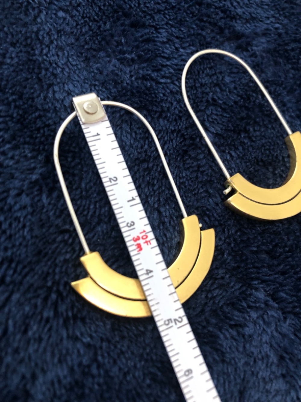 Abstract earrings - Picture 4 of 5